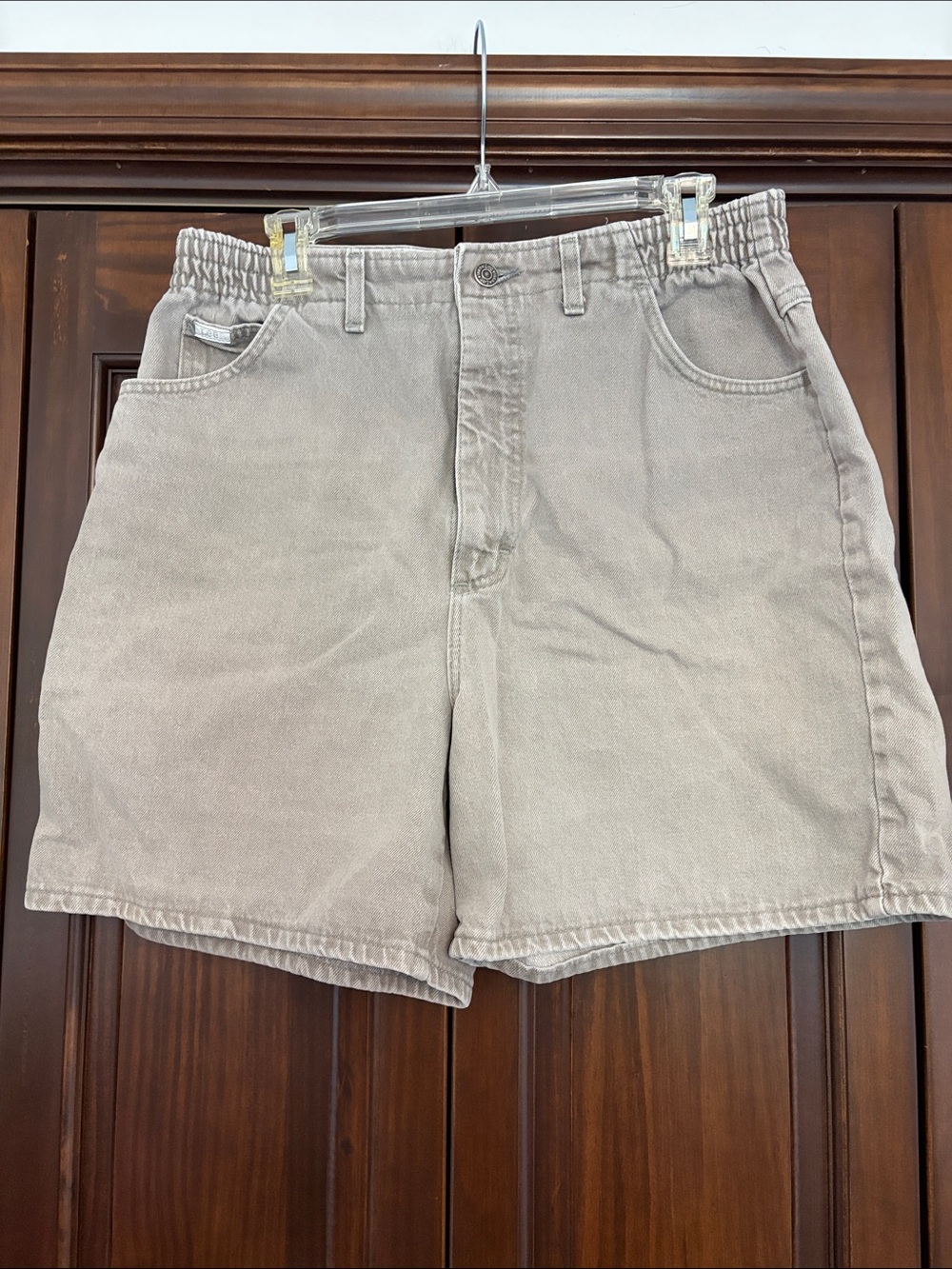 Women’s Gray Elastic-Waist Casual Shorts